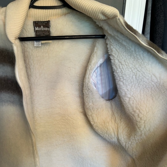 Vintage Marlboro wool jacket - Picture 4 of 6